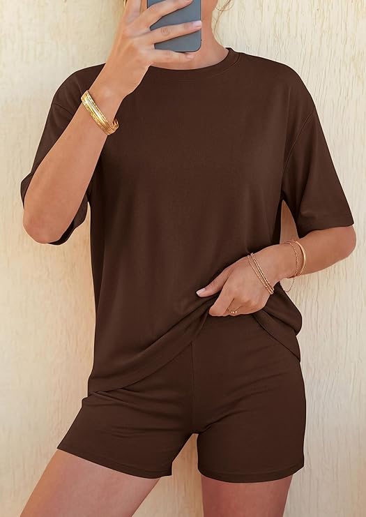 PRETTYGARDEN Women's Summer 2 Piece Sets Casual Lounge Set Short Sleeve Tops Shirts Shorts Travel Beach Vacation Outfits