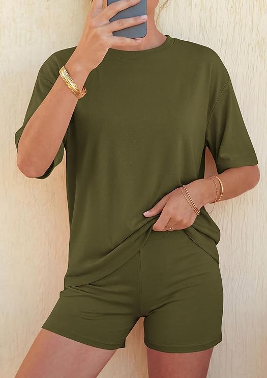 PRETTYGARDEN Women's Summer 2 Piece Sets Casual Lounge Set Short Sleeve Tops Shirts Shorts Travel Beach Vacation Outfits