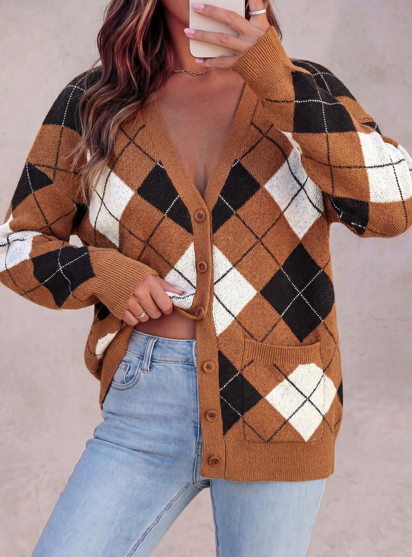 PRETTYGARDEN Women's Cardigan Argyle Winter Sweaters Cozy Warm Chunky Knit, Long Sleeve V Neck, Color Block Plaid, Button Up Pocket,Trendy Fall Jackets, Holiday Going Out Outfits