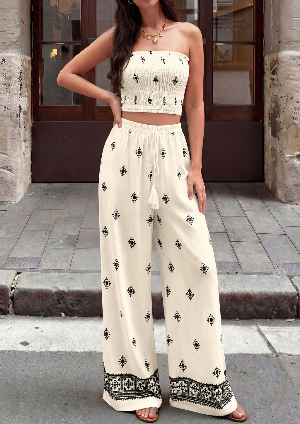 PRETTYGARDEN 2 Piece Sets for Women Summer  Travel Outfits Print Tube Tops Wide Leg Pants Beach Vacation Clothes