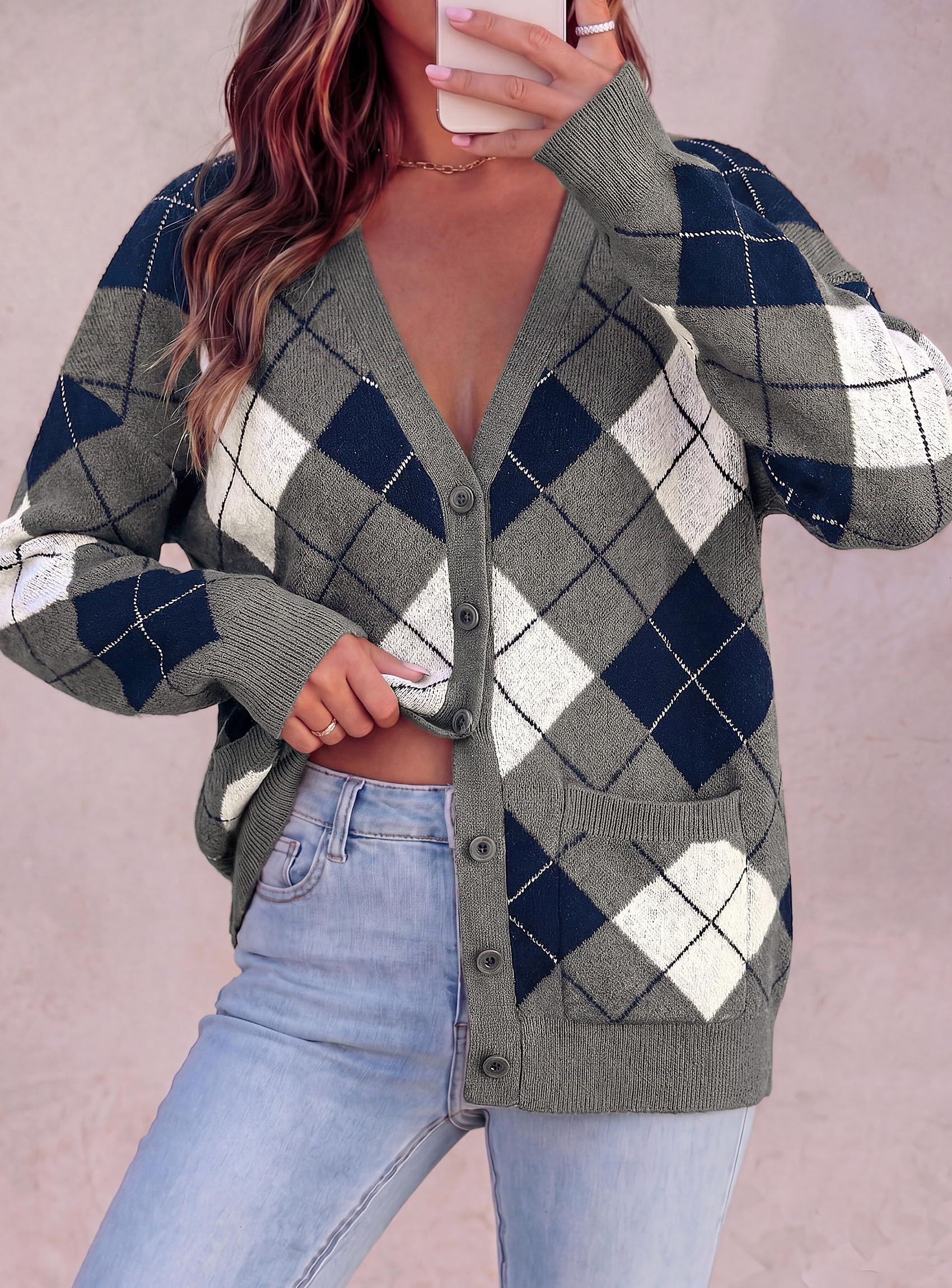 PRETTYGARDEN Women's Cardigan Argyle Winter Sweaters Cozy Warm Chunky Knit, Long Sleeve V Neck, Color Block Plaid, Button Up Pocket,Trendy Fall Jackets, Holiday Going Out Outfits