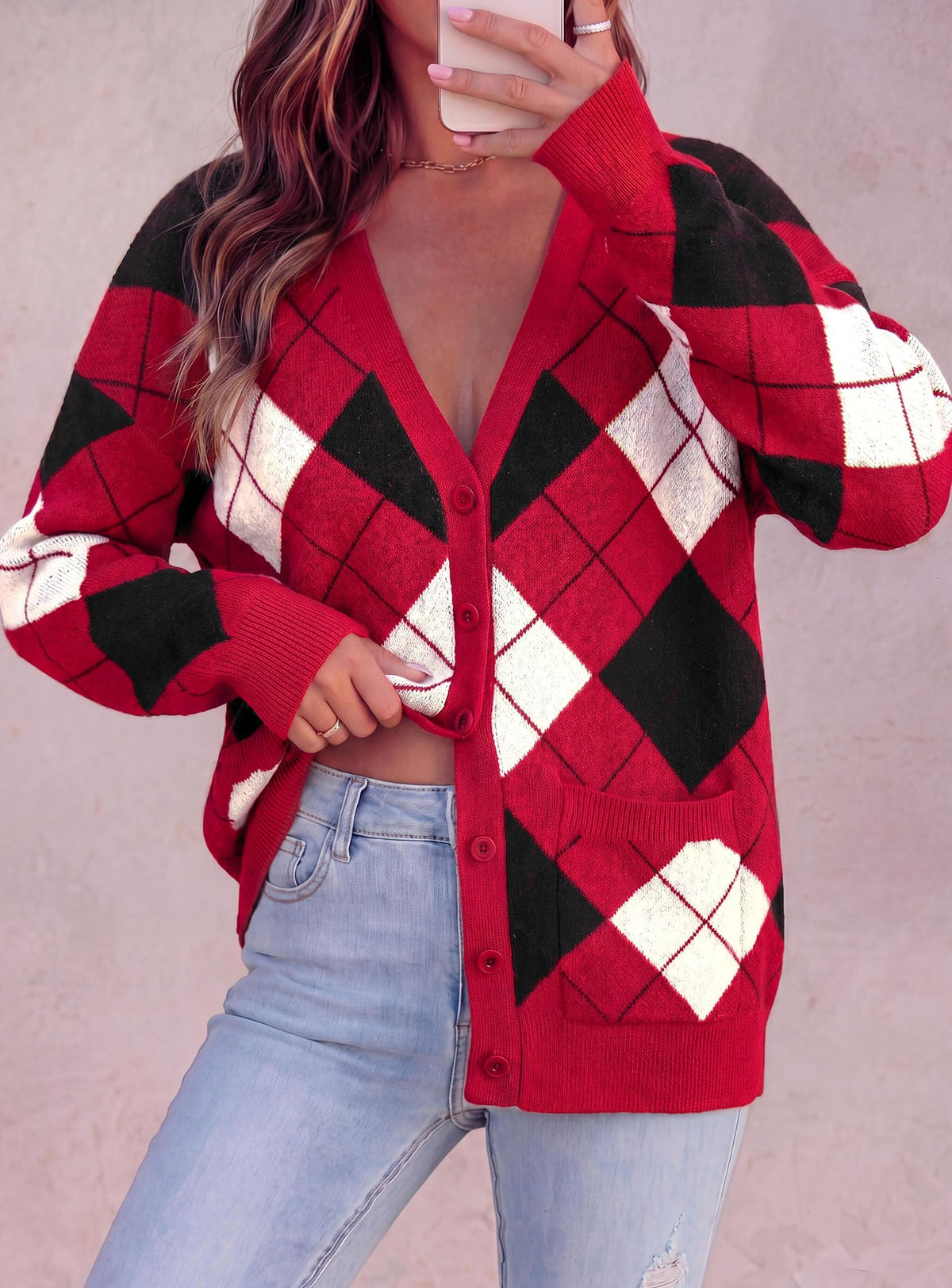 PRETTYGARDEN Women's Cardigan Argyle Winter Sweaters Cozy Warm Chunky Knit, Long Sleeve V Neck, Color Block Plaid, Button Up Pocket,Trendy Fall Jackets, Holiday Going Out Outfits