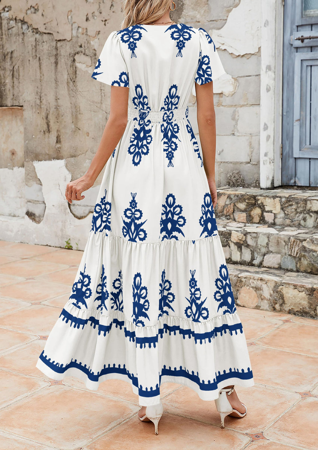 PRETTYGARDEN Womens Summer Casual V Neck Boho Maxi Dress Flowy Aline Bell Sleeve Tiered Floral Dresses with Pocket