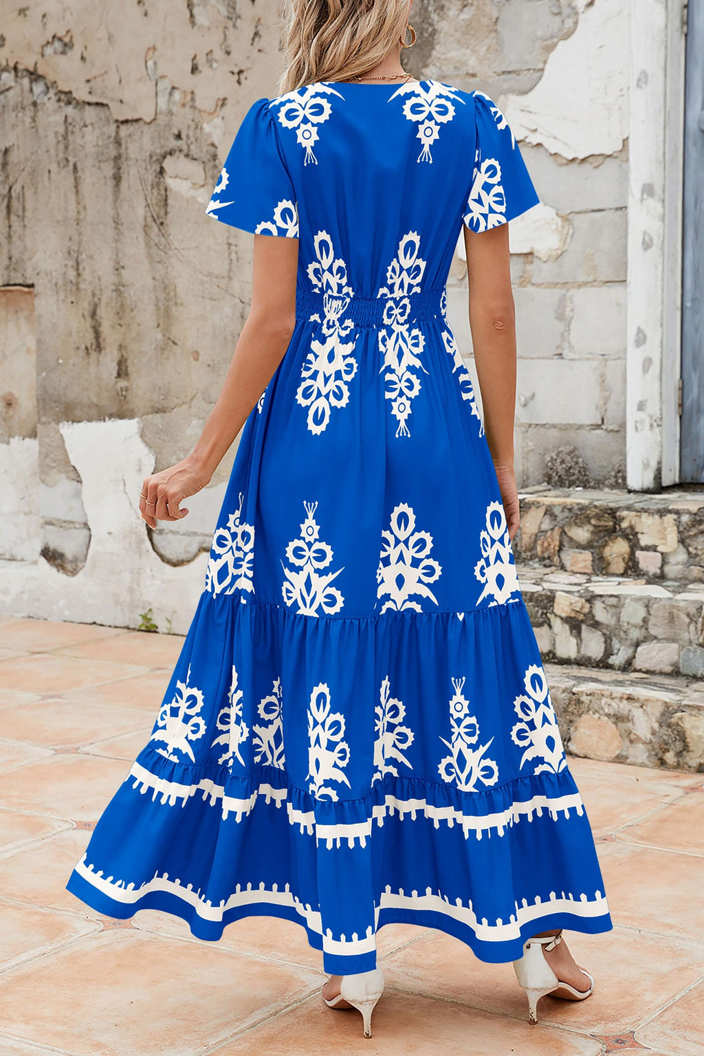 PRETTYGARDEN Womens Summer Casual V Neck Boho Maxi Dress Flowy Aline Bell Sleeve Tiered Floral Dresses with Pocket
