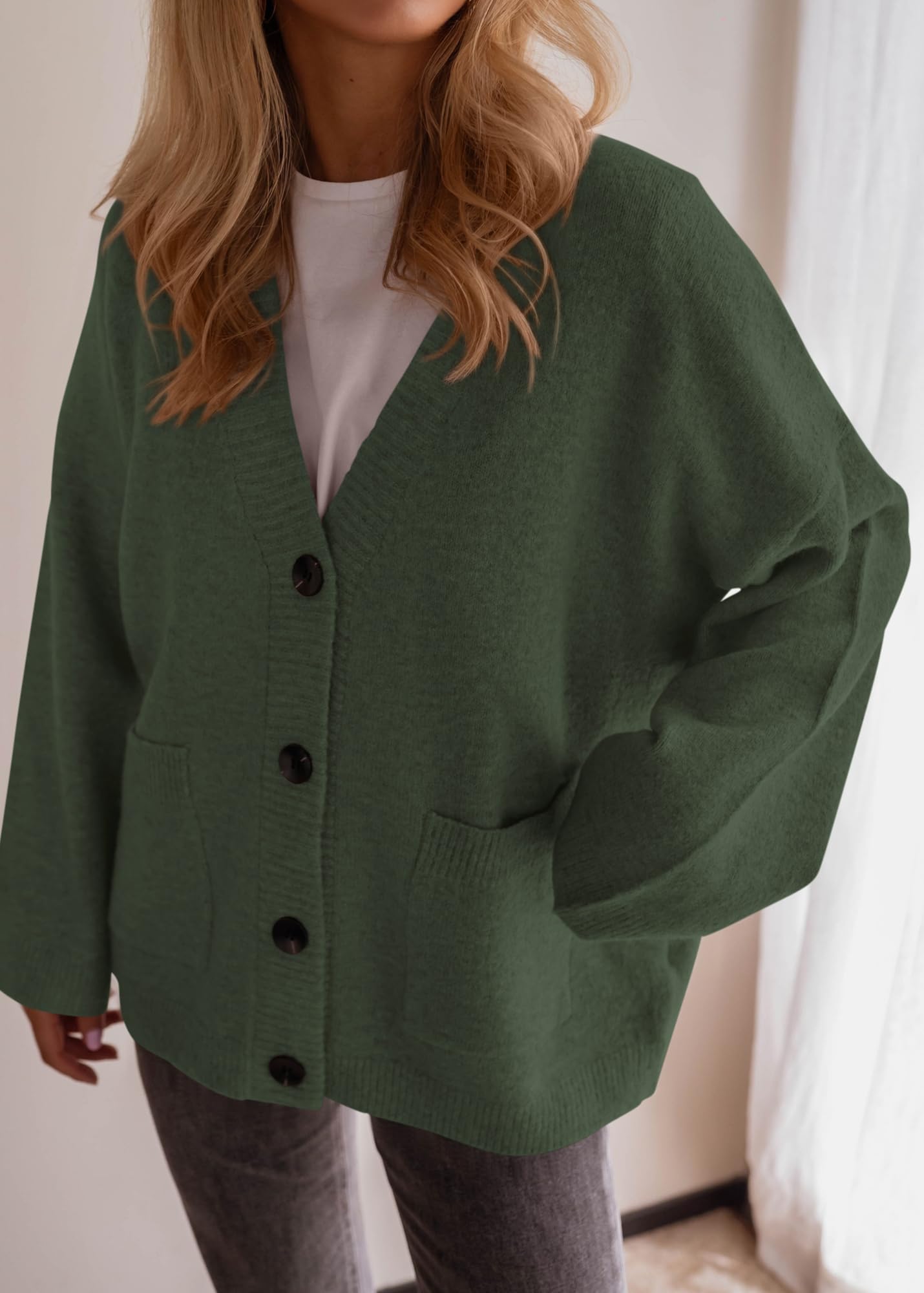 BTFBM Oversized Cardigan Sweaters for Women Trendy Fall Fashion Button Down Long Sleeve Chunky Knit Cardigans
