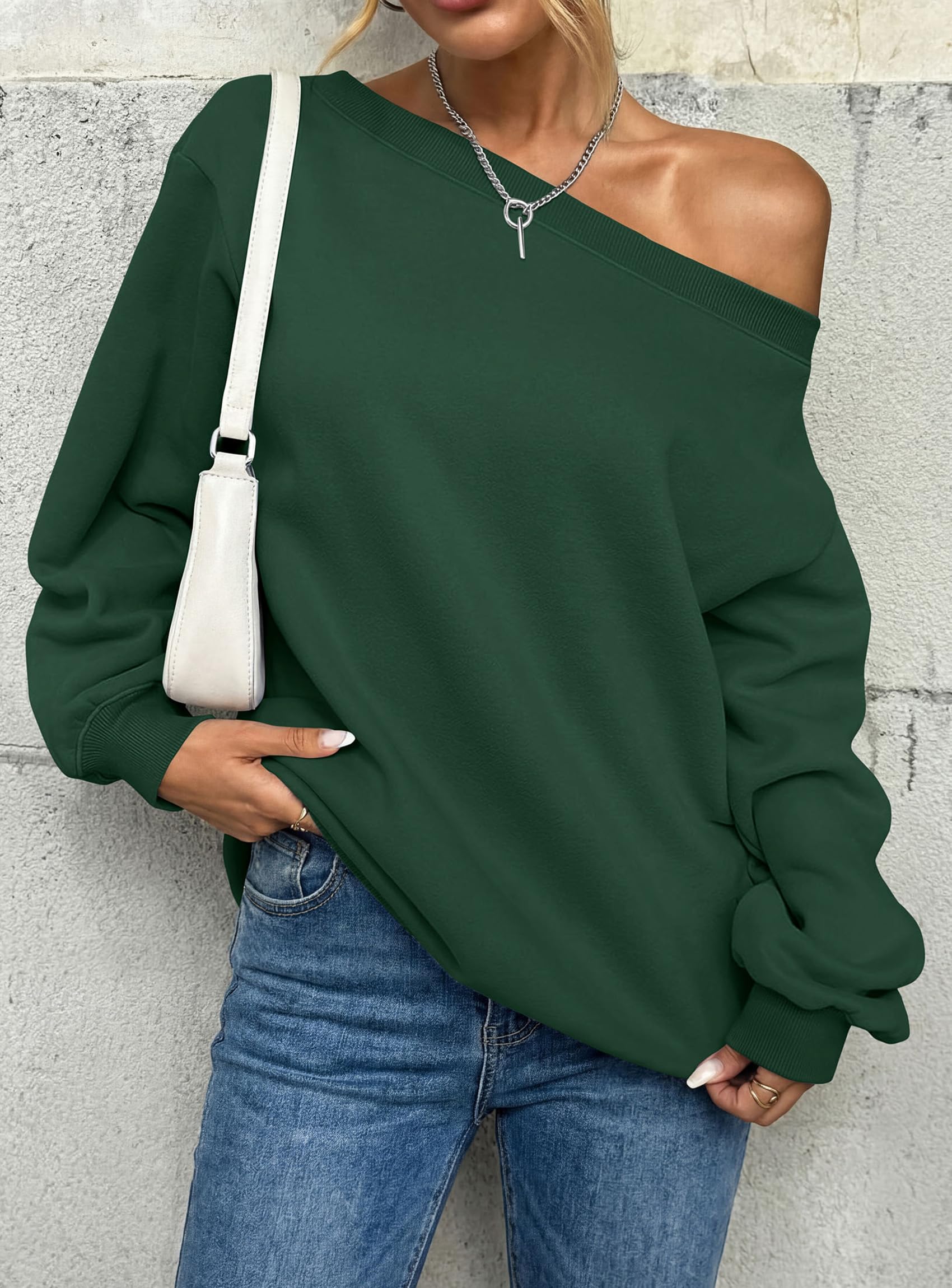 PRETTYGARDEN Womens Off The Shoulder Sweatshirt Loose Fit Slouchy Long Sleeve Tops,Fleece Cropped Sweatshirts,Oversized Pullover,Casual Daily Street Y2K Outfits,Fall Winter Clothes