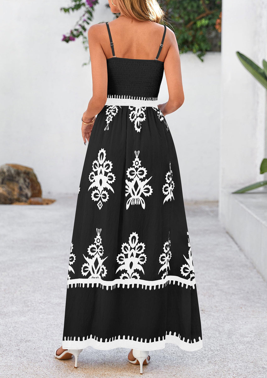 PRETTYGARDEN Summer Dress for Women Floral Sundress Spaghetti Strap Flowy Beach Vacation Boho Maxi Dresses