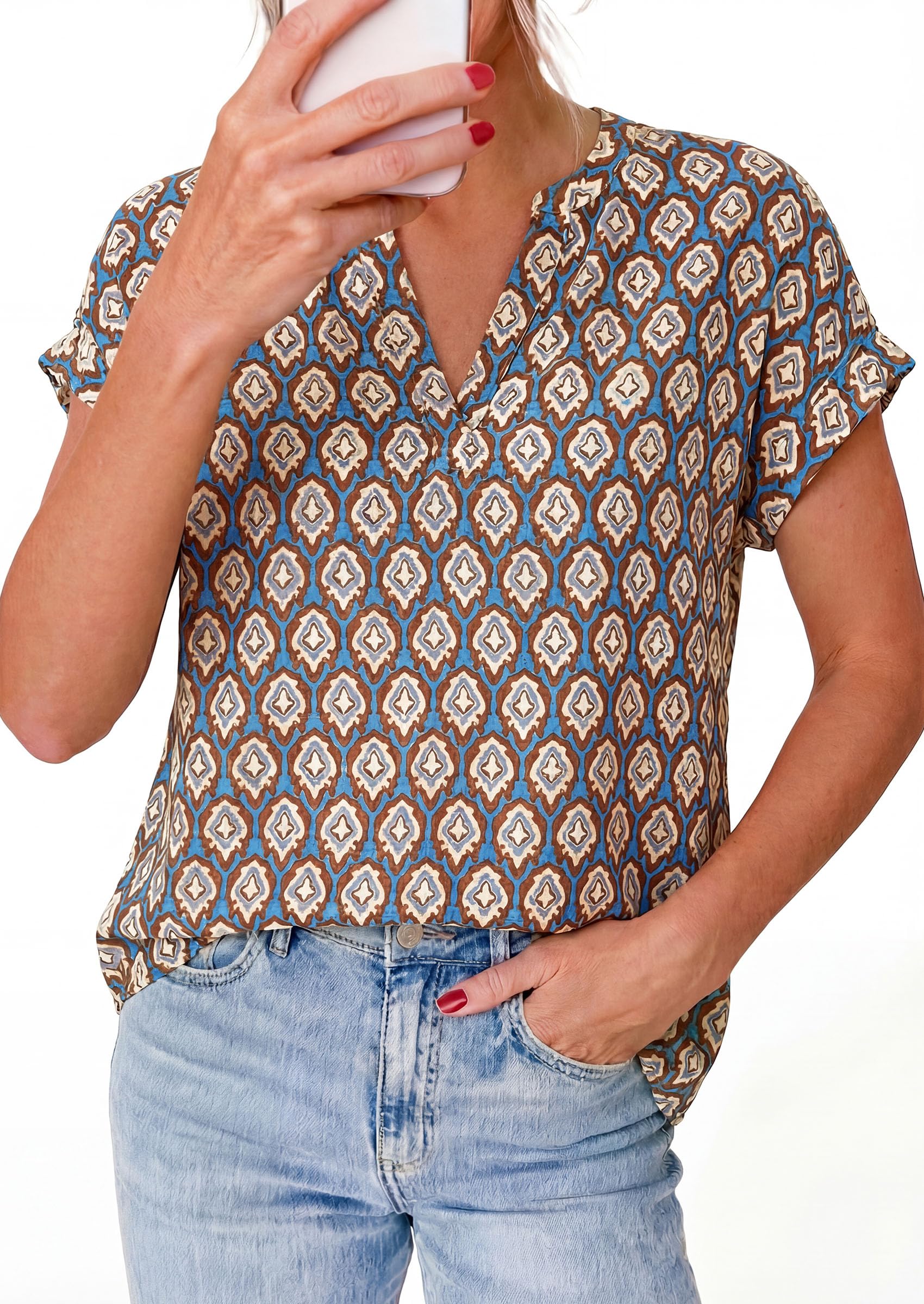 PRETTYGARDEN Womens Floral Print Short Sleeve Summer Tops Trendy V Neck Loose Boho Shirts Casual Work Blouses