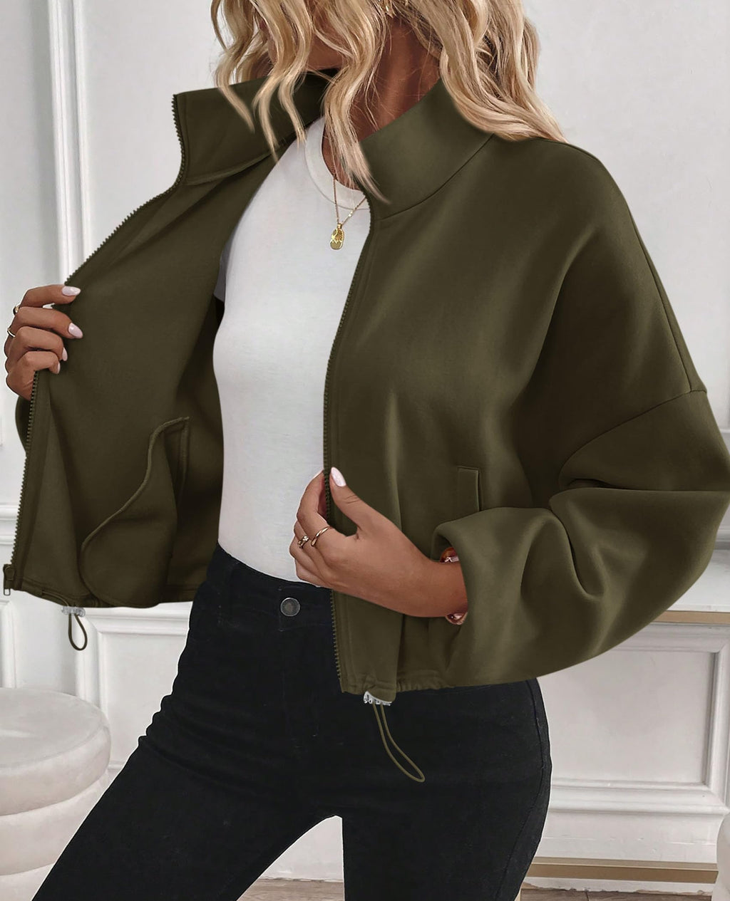 PRETTYGARDEN Womens Zip Up Fleece Cropped Sweatshirt Jacket Oversized Loose Soft Stand Collar with Drawstring Hem, Long Sleeve Casual Coat With Pockets, Fall Outfits Winter Clothing