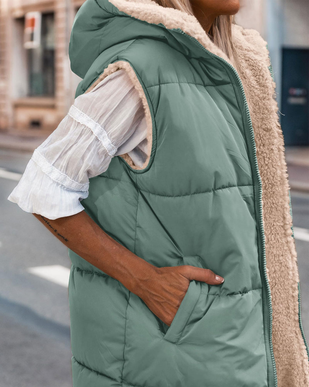 BTFBM Long Puffer Vest Women Fleece Sherpa Jacket Sleeveless Hooded Reversible Zip Up Winter Coat Fall Vests Outerwear