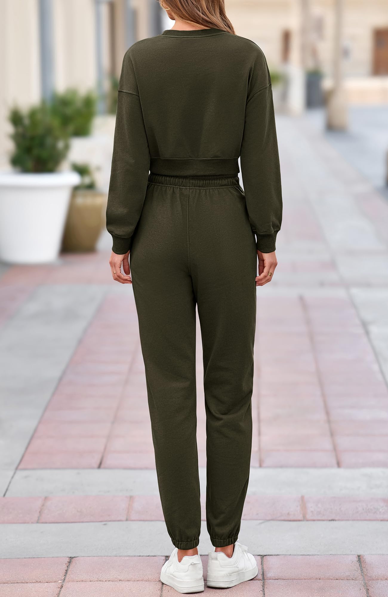 BTFBM Women 2 Piece Outfits Long Sleeve Crop Top Pullover Drawstring Pant Jogger Set Casual Sweatsuits Tracksuit Pockets