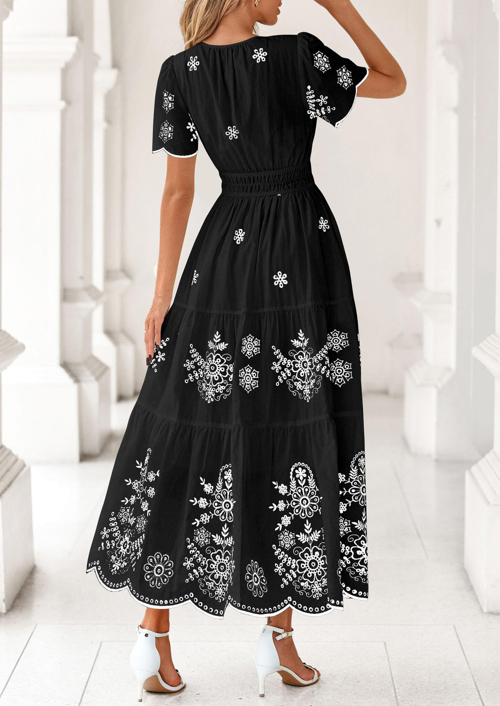 PRETTYGARDEN Boho Dresses for Women Summer Spring Casual Floral Short Sleeve V Neck Maxi Elastic Waist Dress Pockets