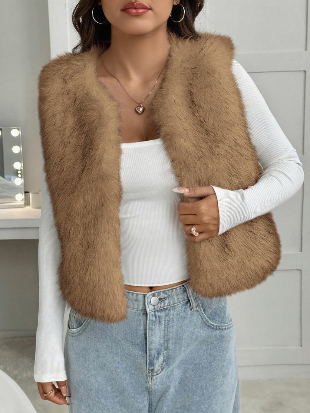 BTFBM Faux Fur Vest Women Fall Fashion Sleeveless Fuzzy Jacket Fluffy Coats Winter Clothing Furry Outerwear Vests