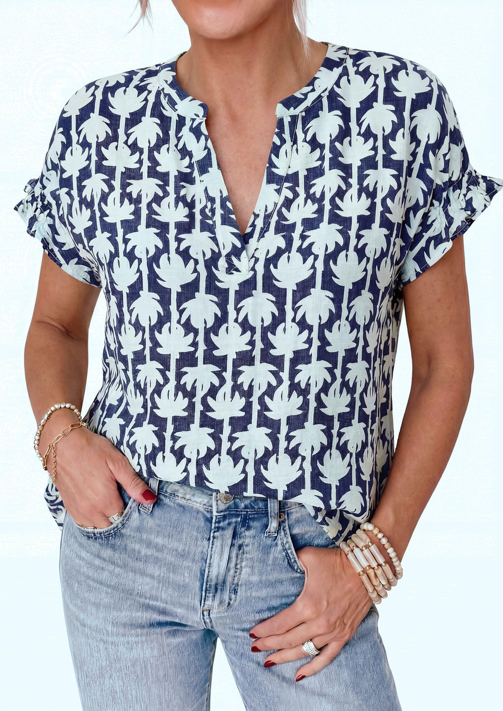 PRETTYGARDEN Womens Floral Print Short Sleeve Summer Tops Trendy V Neck Loose Boho Shirts Casual Work Blouses