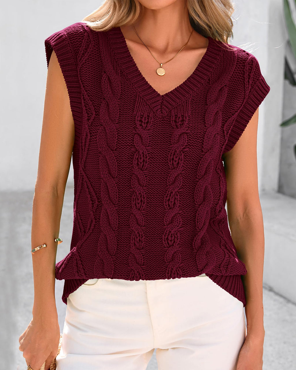 FreshPretty Sweater Vest Women Oversized V Neck Cable Knit Casual Pullover Sweaters Fall Outfits Sleeveless Tops
