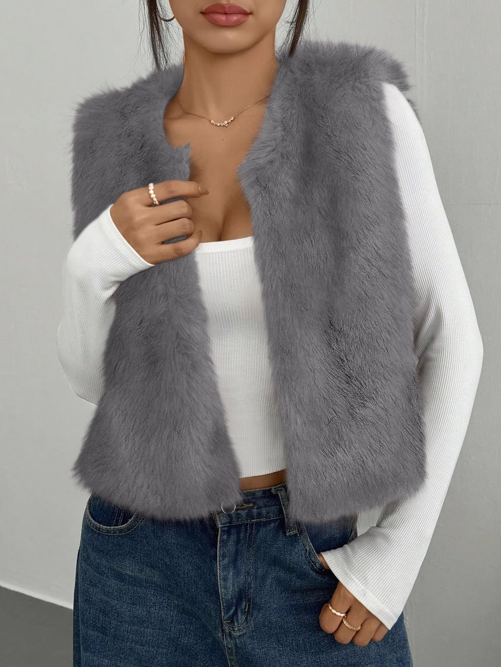 BTFBM Faux Fur Vest Women Fall Fashion Sleeveless Fuzzy Jacket Fluffy Coats Winter Clothing Furry Outerwear Vests