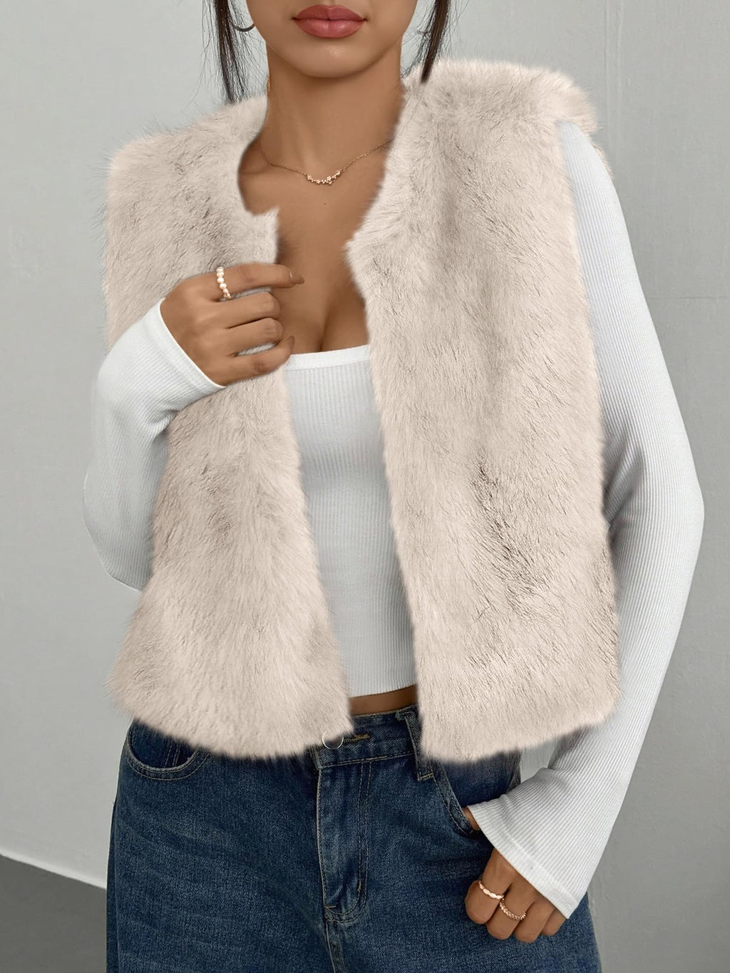 BTFBM Faux Fur Vest Women Fall Fashion Sleeveless Fuzzy Jacket Fluffy Coats Winter Clothing Furry Outerwear Vests