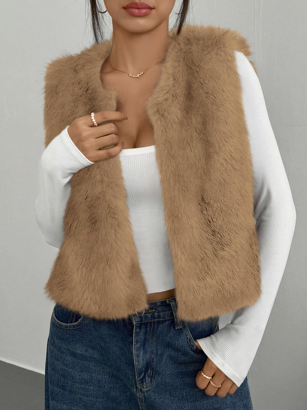 BTFBM Faux Fur Vest Women Fall Fashion Sleeveless Fuzzy Jacket Fluffy Coats Winter Clothing Furry Outerwear Vests