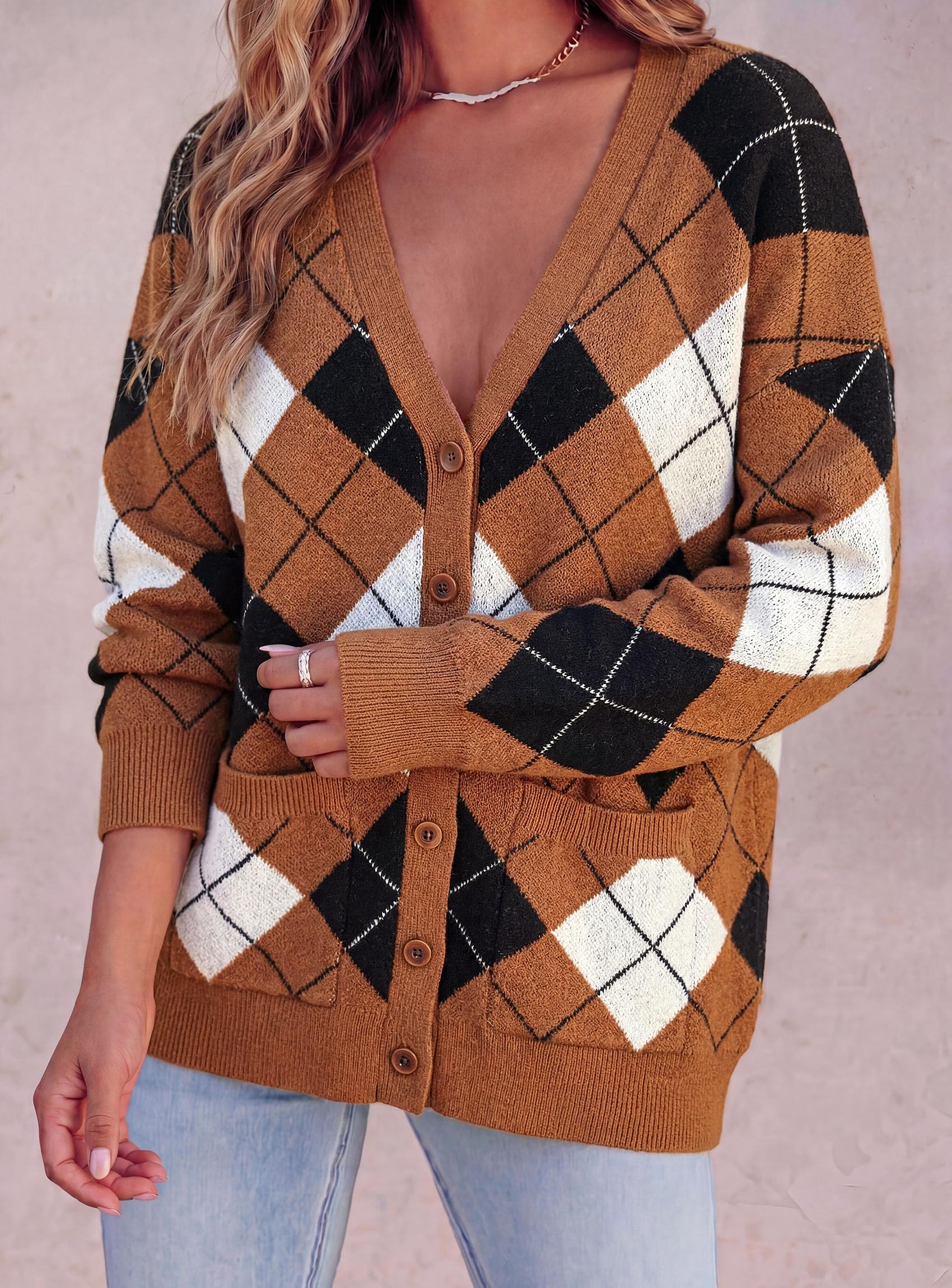 PRETTYGARDEN Women's Cardigan Argyle Winter Sweaters Cozy Warm Chunky Knit, Long Sleeve V Neck, Color Block Plaid, Button Up Pocket,Trendy Fall Jackets, Holiday Going Out Outfits